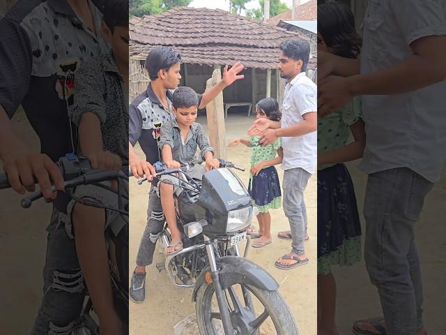 Bike se utar diya #tiktokvideo #funny comidy #sukhasan ka star