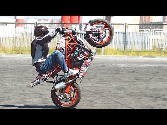 How to Do Wheelie on Motorcycle