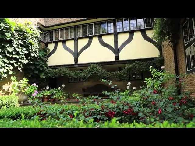 The Gardener's Garden: Munstead Wood