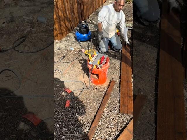 The Hispanic worker is always resourceful in the USA  #construction #skills #usa #mexico