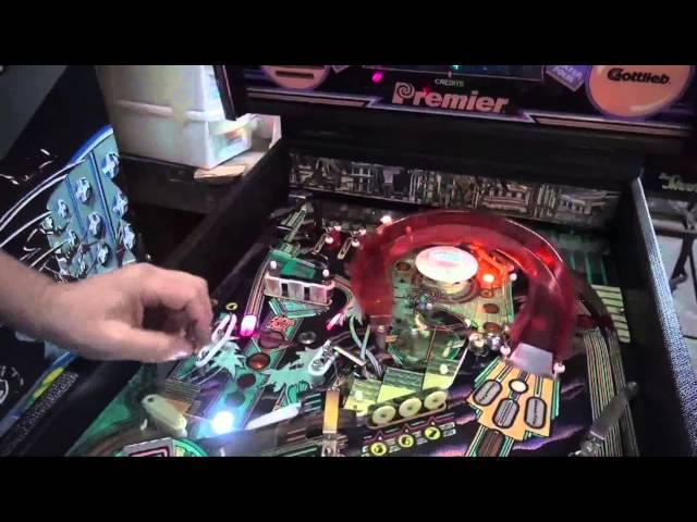 #850 Gottlieb HOLLYWOOD HEAT Pinball Machine - Miami Vice Lookalike  TNT Amusements