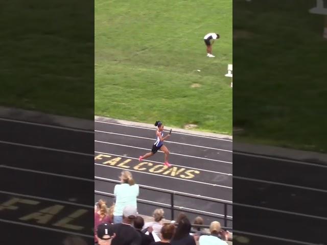 Lesa Gardner anchors 4x100 Relay @ CBL Championships #4x100 #trackandfield  #trackchamps