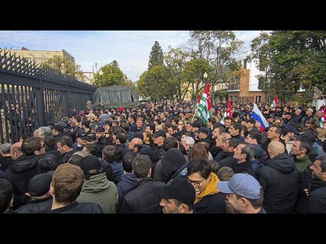 Protesters in Georgia occupy Abkhazia's regional parliament