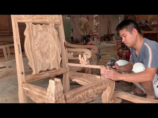 How a professional carpenter works. From antiques to modern style