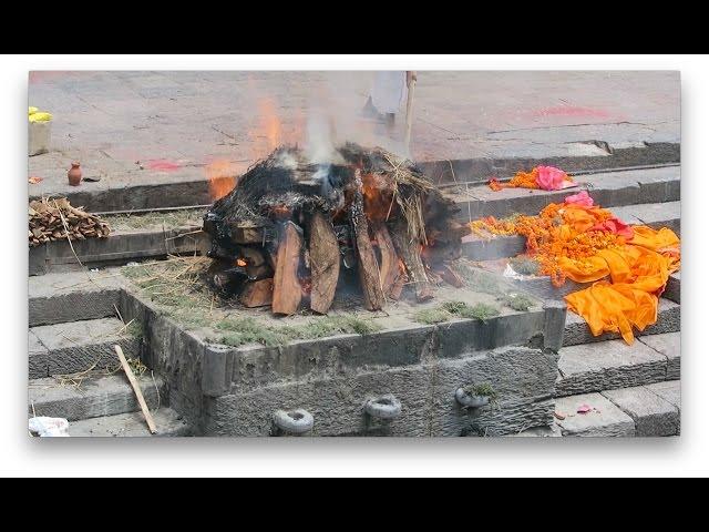 Hindu Cremation Ceremony | Pashupatinath Temple | Kathmandu, Nepal