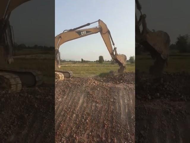 Excavator CAT 320B | CC Tractor #221