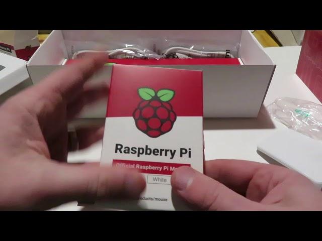 Raspberry Pi 4 Desktop Kit Unboxing