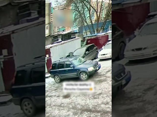 Украли фары средь бела дня 