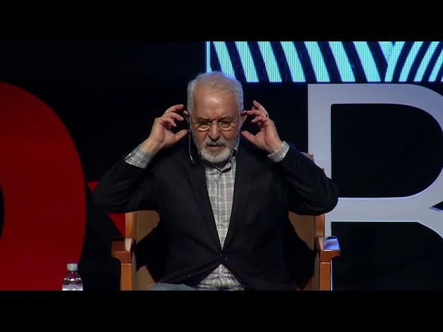 Sanatçı Geleceği Tasavvur Edebilendir | Ali Sürmeli | TEDxBursa