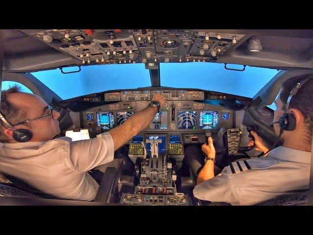 Boeing 737-800 ILS Approach & GO AROUND at Dublin | MCC Training at Simtech | Cockpit View