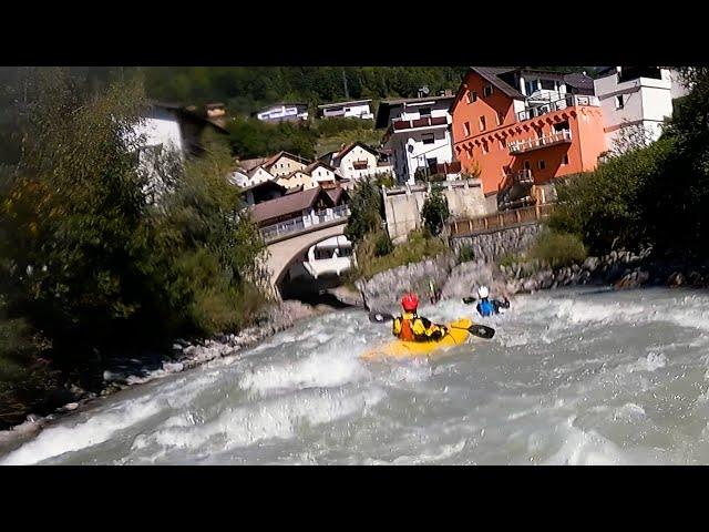 Kayaking on Sanna river (Austria) |  28 m3/s - 220 cm | Prijon Pike