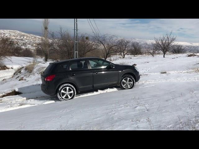 Nissan Qashqai 2.0 dCi 4x4 Offroad Test