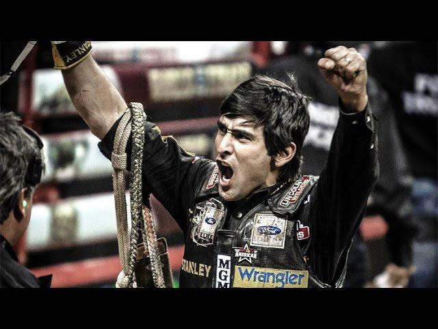 2014 PBR Season Recap: World Champion Silvano Alves