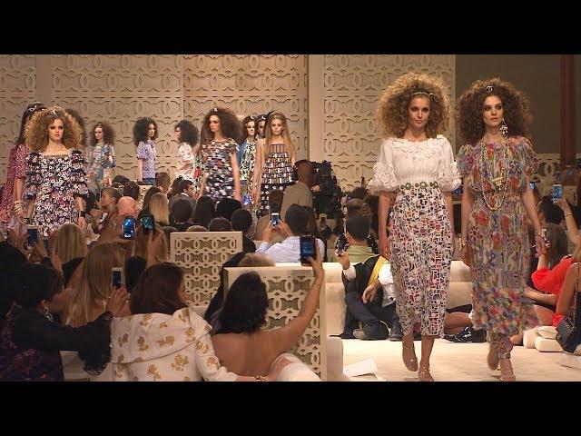 Cruise 2014/15 Show – CHANEL Shows