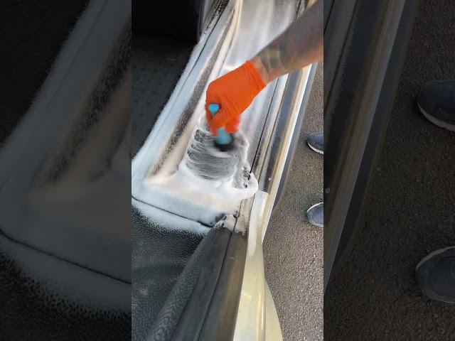 Detailing- The CHEAPEST But Most EFFECTIVE Cleaning Foam EVER… #shorts #asmr