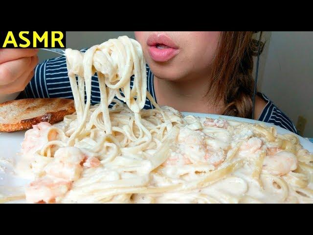 *No Talking* ASMR CREAMY Fettuccine Alfredo with SHRIMP Pasta 먹방 mukbang suellASMR