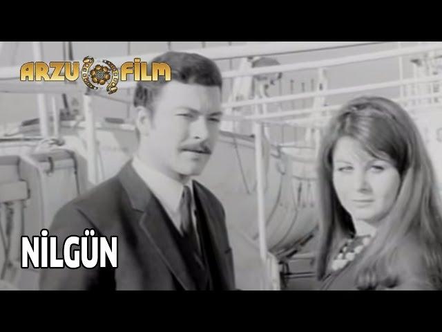 Nilgün | Kartal Tibet & Fatma Girik & Münir Özkul - Siyah Beyaz Filmler