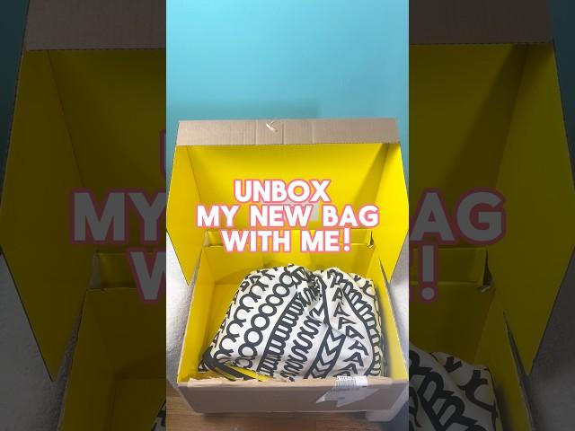 Unboxing my new Marc Jacobs Bag! #marcjacobs #unboxing #bagcollection #new #luxuryunboxing