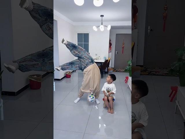 爸爸也太会玩了#呆萌小米宝#萌娃#熊孩子