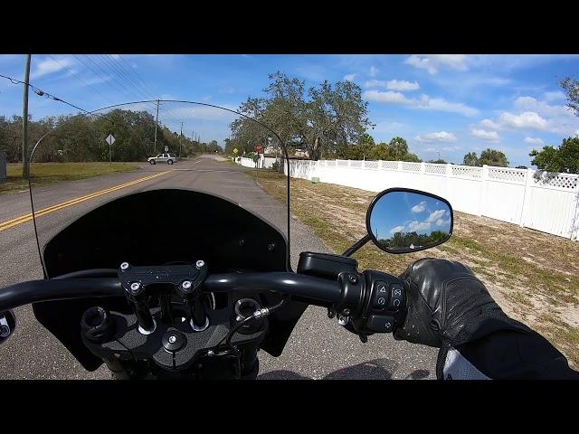 Proper clutch and throttle control on your motorcycle