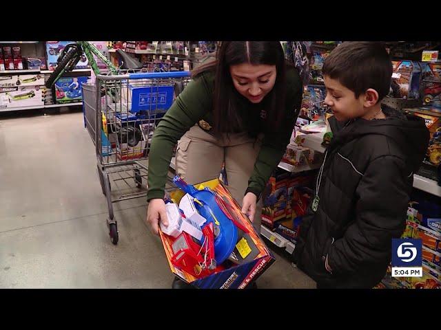 Salt Lake County police give back with 'Shopping With the Shield'