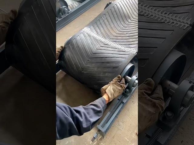 Belt conveyor adjustment process- Good tools and machinery make work easy