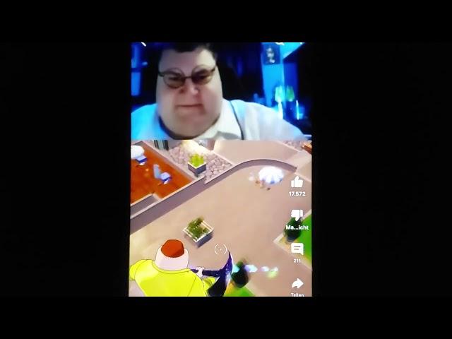 Peter Griffin plays Fortnite