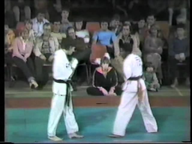 Richard West kyokushin knock out.mpg