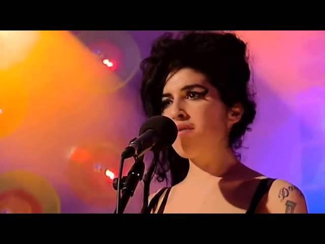 Amy Winehouse - Back to Black (BEST LIVE PERFORMANCE)