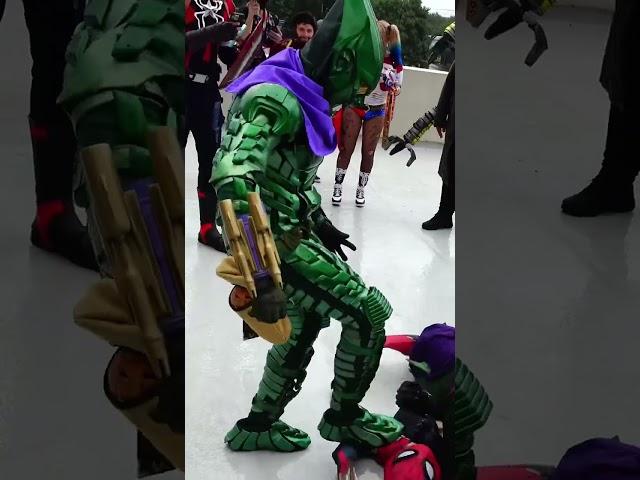 Reactions to Green Goblins beating up Spidey!!   #Shorts