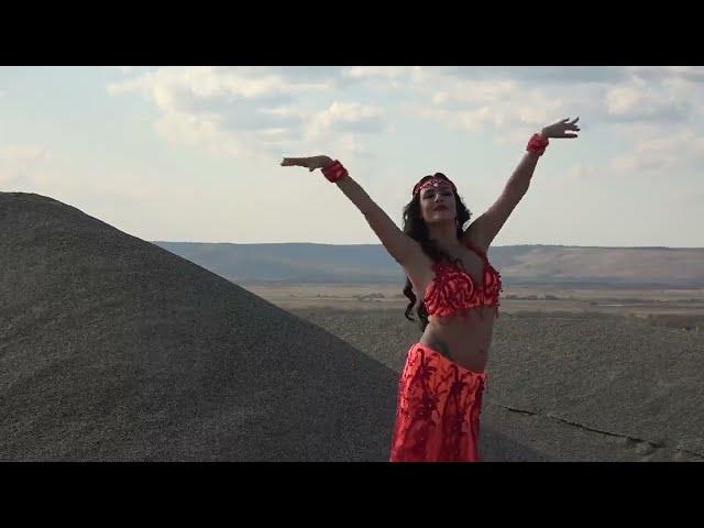 Amazing #bellydance in desert Galina Fomina восточный танец Галина  живота oriental dance arabic