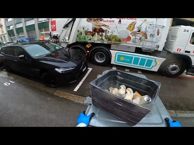 Metal Disposal in a Garbage Truck: How Metall is Properly Collected