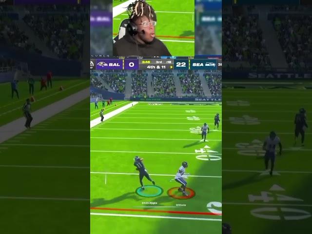Struggles of madden #madden #gaming #football #nfl #trending #viral #collegefootball #tdbarrett ￼