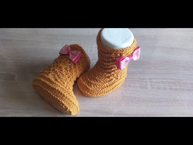 Ажурные сапожки. Gestrickte durchbrochene Stiefel