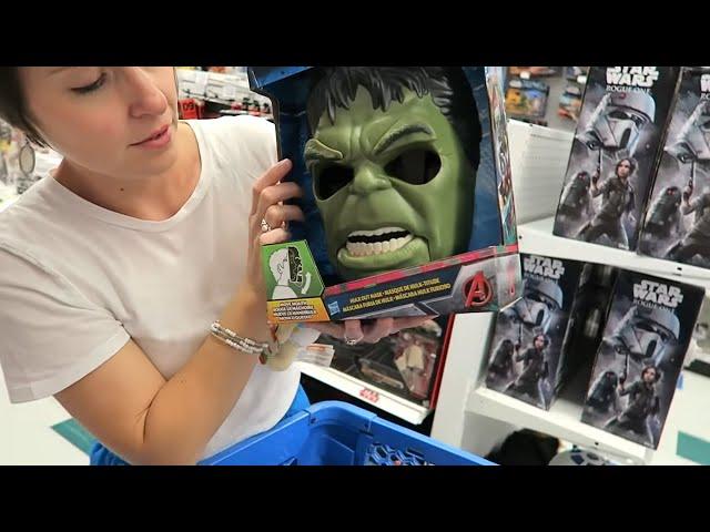 KidCity is on the Hunt for Thor Ragnarok Gear at Toys R Us!