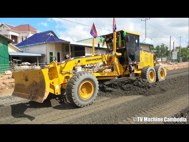 Incredible Motor grader Matador MG17 VS MG16 Spreading Gravel On Big Road