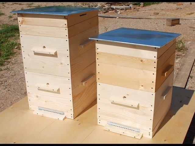 Ульи из фанеры и пенопласта.Рутовские улья.Пчеловодства/Beehives made of plywood and foam.Beekeeping