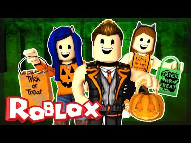 Roblox Halloween - TRICK OR TREATING IN HAUNTED CREEPY HALLOWSVILLE! | ItsFunneh