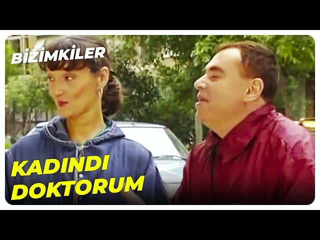 Madam Halis'i Sinemaya Götürdü - Bizimkiler 61.Bölüm