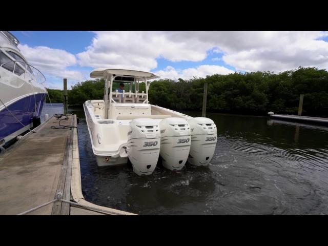 Docking a Multi-Engine Outboard Boat | Boating Tips