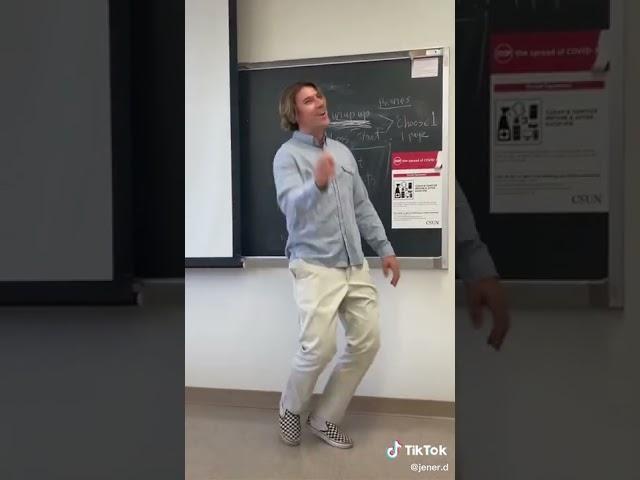 Best Teacher Ever #funnyteacher  #school #shorts  #amazing (Video by Jener.d)