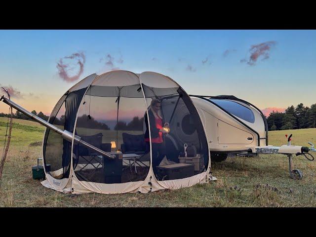 CAMPING WITH A CAPSULE CARAVAN