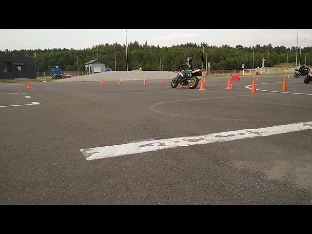 Gymkhana GP2021 stage 3/Veremeychik ZX6R/heat1/1.01.97