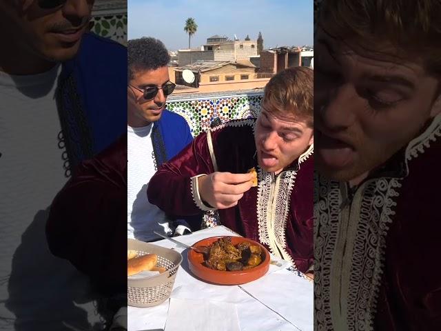 How to eat the Moroccan way 