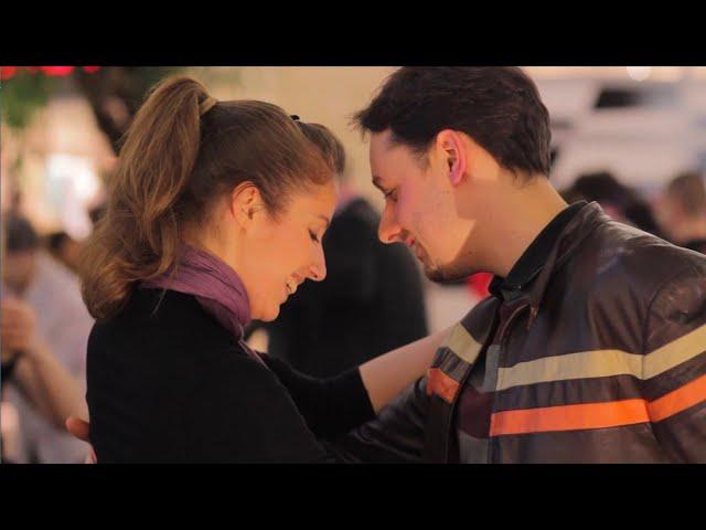 Argentine tango flash mob - Budapest, with bandoneon & dancing