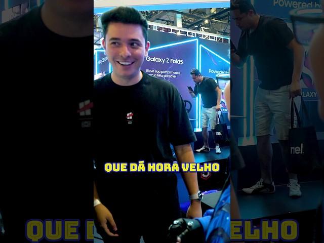 FUI DESAFIADO A PEDIR UM AUTÓGRAFO PRO FLAKESPOWER NA BRASIL GAME SHOW 2023 #bgs #brasilgameshow