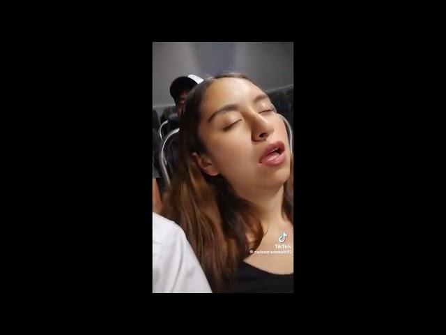 Sleeping Girl Mouth Open/Dozing Off-Vol.446