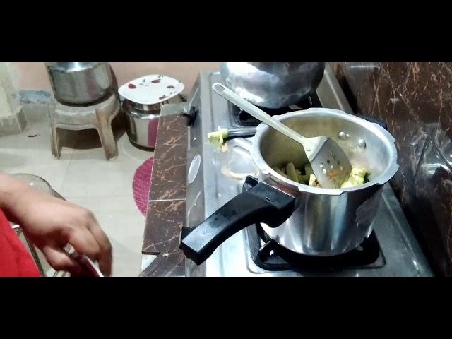 bringal   #mango  #tomato # curry  in cooker   style .........fathema vlogs