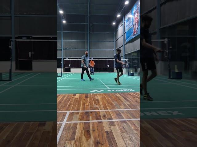 smashes  #badminton #yonex #lining #indoor
