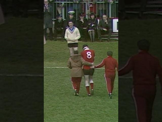 Is this the most PASSIONATE entrance in rugby history? #rugbyhighlights #rugby #sixnations